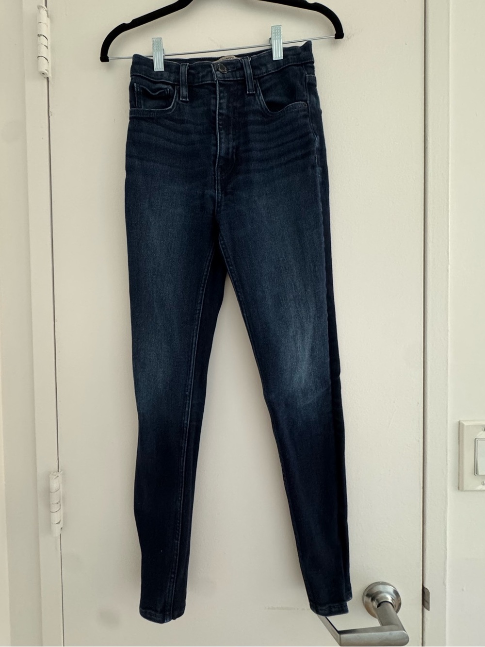 Hudson Jeans Dark Indigo High-Rise Skinny. Size 25